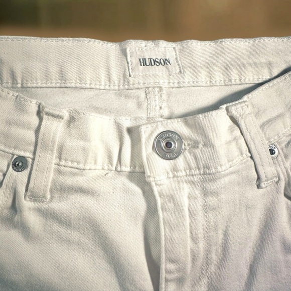 Hudson Jeans White ‘Asha’ Mid-Rise Cuffed Denim Shorts Size 26 - Picture 8 of 13
